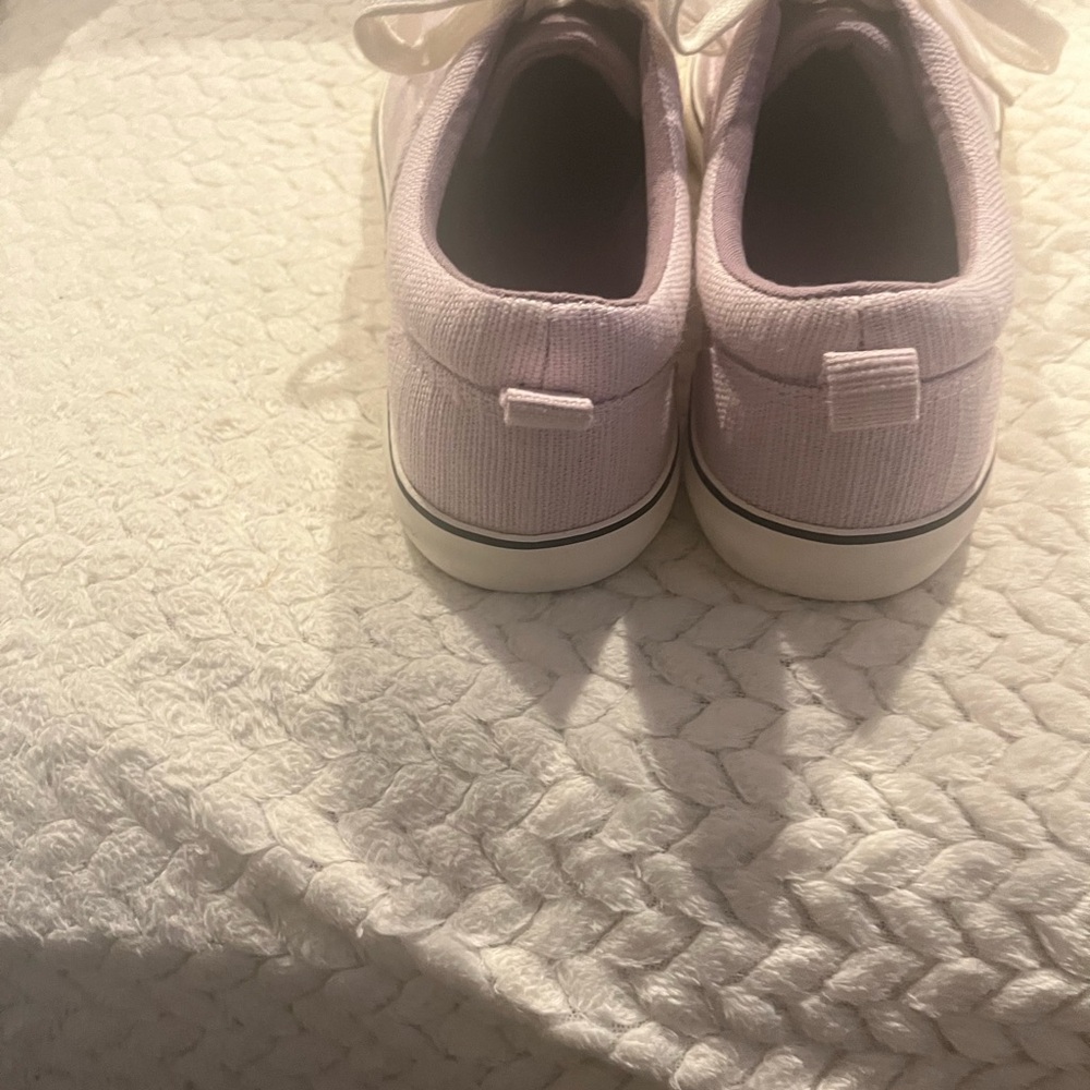 Universal Thread Light Purple Canvas Sneakers - Picture 7 of 14